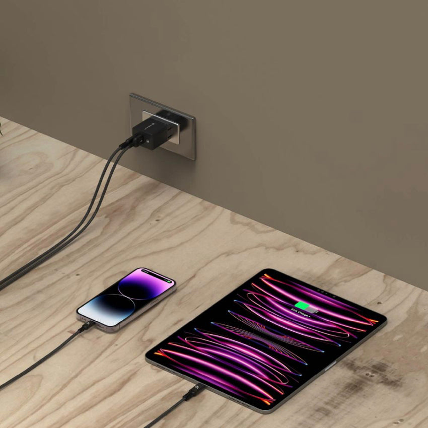 ADAM ELEMENTS OMNIA X35A GaN 35W USB-C and USB-A Compact Charger - Black