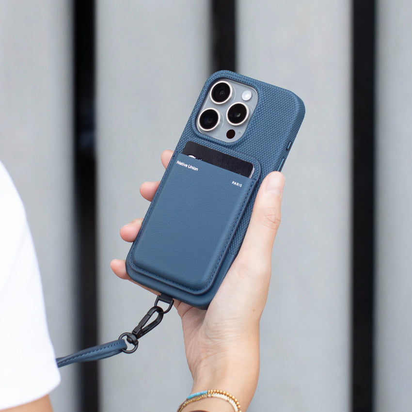 Native Union Classic Case for iPhone 16 Pro-Navy