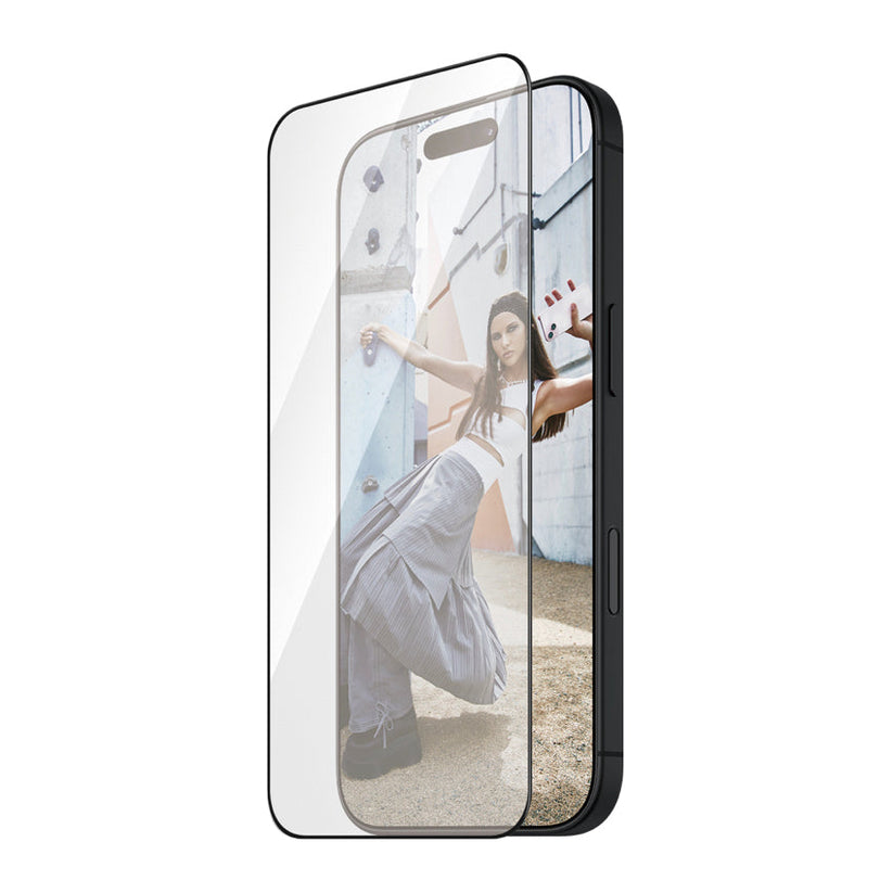 ฟิล์มกันรอยแบบใส ขอบดำ Safe Ultra Wide Fit สำหรับ iPhone 16 Plus จากแบรนด์ SAFE