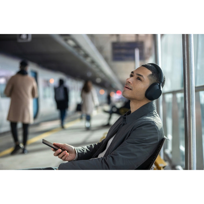 หูฟังไร้สาย Sony WH-1000XM5 Wireless Headphone สี Black ฟังเพลงได้ยาวนานสูงสุด 30 ชั่วโมง แบรนด์ SONY